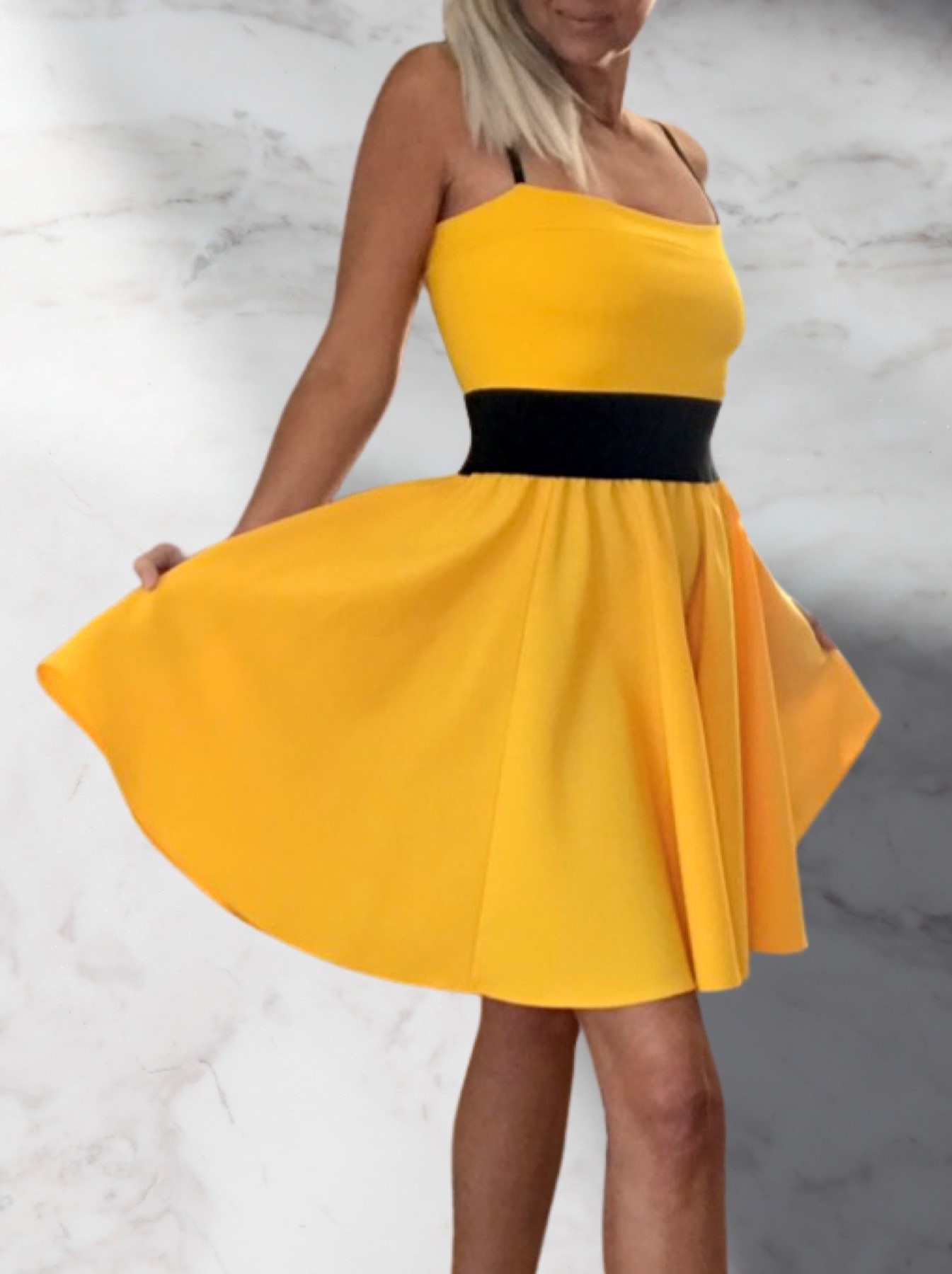 Krátké šaty BOROS SK-S-YEL01